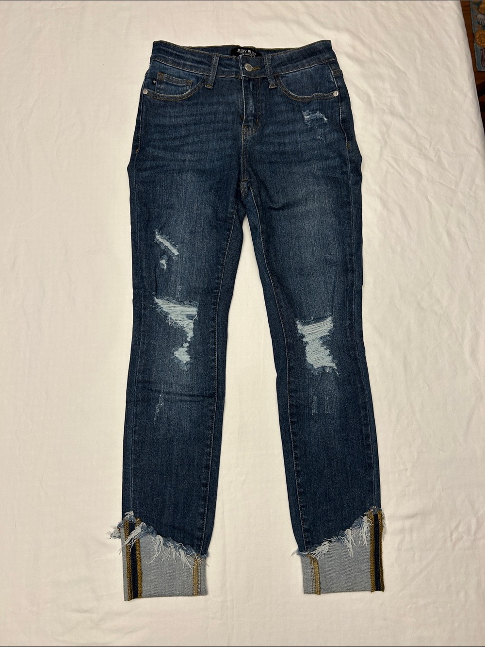 Judy Blue Dark Blue Distressed Ankle Jeans with Frayed Cuff